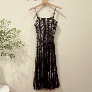Sandra Darren Black Mesh & Animal Print Pleated Midi Dress Size 8 Pre-Owned